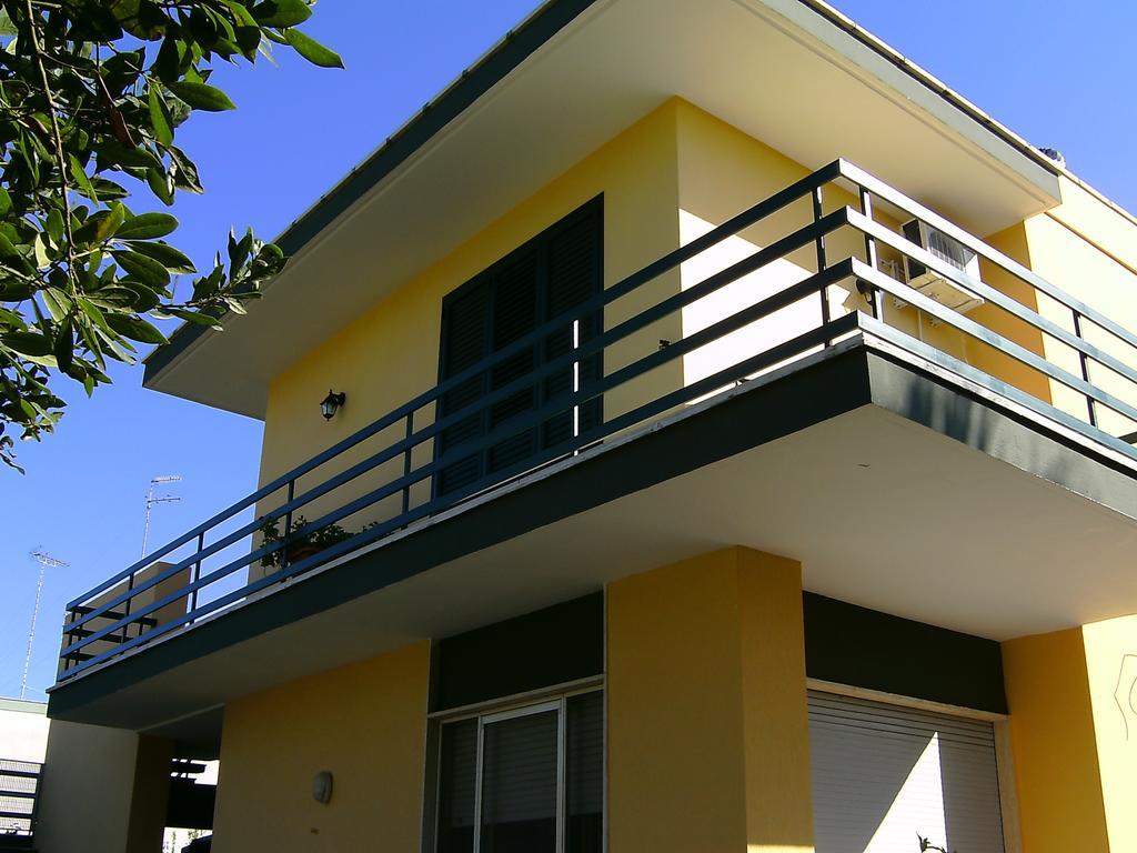Vento Dell'Est Bed & Breakfast Сан Каталдо Екстериор снимка