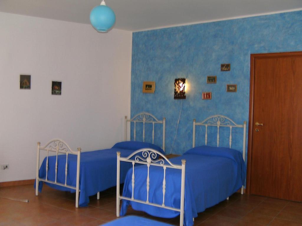 Vento Dell'Est Bed & Breakfast Сан Каталдо Екстериор снимка